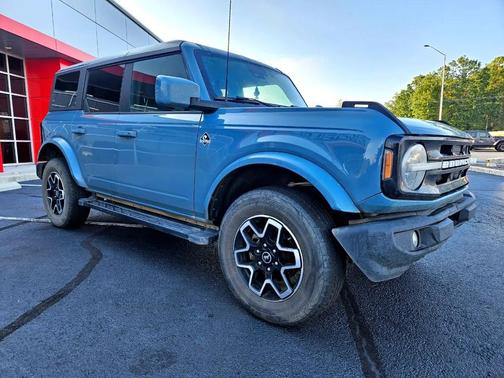 2022 Ford Bronco Outer Banks