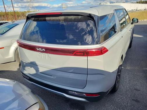 2022 Kia Carnival EX
