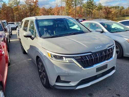 2022 Kia Carnival EX