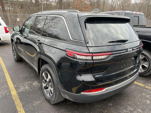 2024 Jeep Grand Cherokee 4xe Base