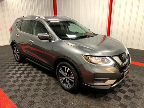 2020 Nissan Rogue SV