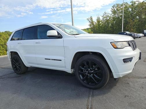 2018 Jeep Grand Cherokee Altitude