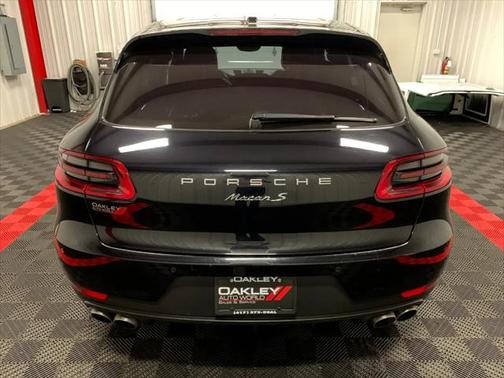 2017 Porsche Macan Base