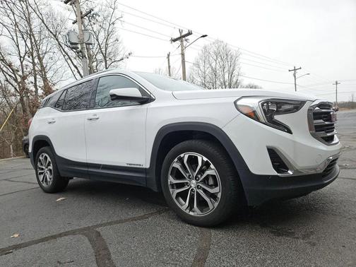 2021 GMC Terrain SLT