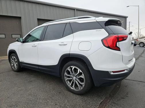 2021 GMC Terrain SLT