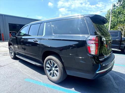 2021 Chevrolet Suburban LT