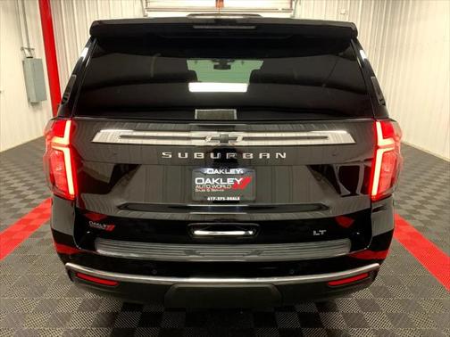2021 Chevrolet Suburban LT
