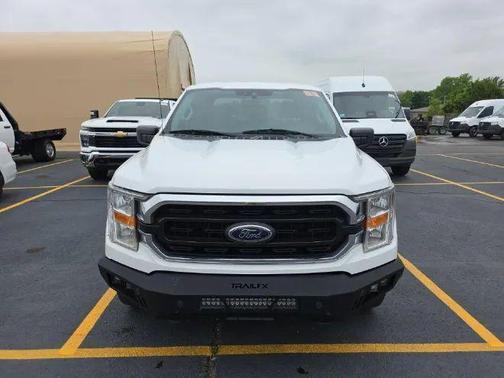 Oxford White 2021 Ford F-150 XLT