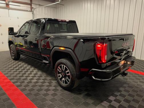 2022 GMC Sierra 2500 AT4