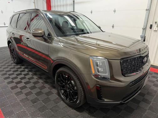 Dark Moss 2021 Kia Telluride EX