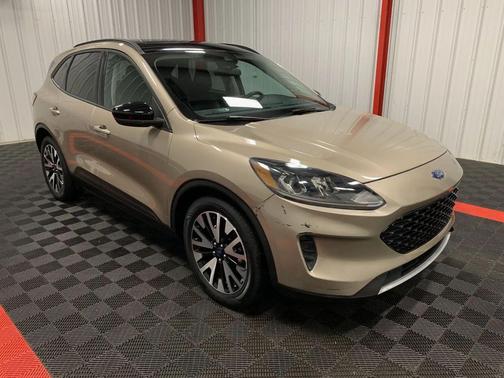 2020 Ford Escape SE
