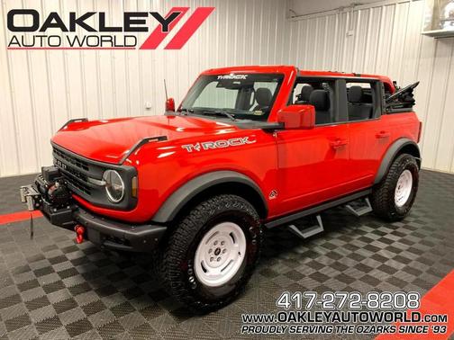 2022 Ford Bronco Base 4 Door 4x4