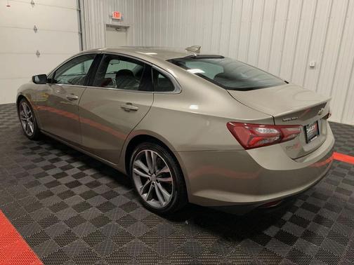 2022 Chevrolet Malibu FWD LT