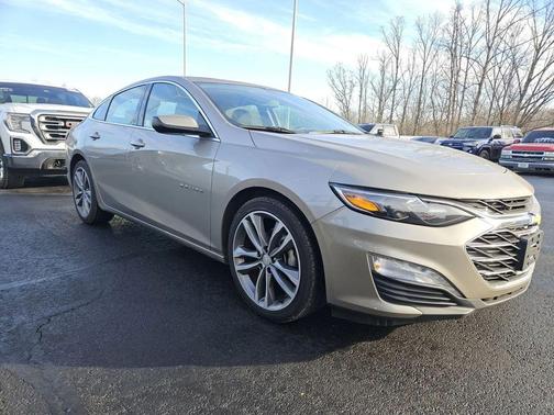 2022 Chevrolet Malibu FWD LT