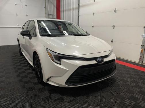 Wind Chill Pearl 2025 Toyota Corolla Hybrid LE