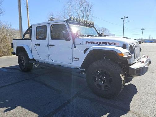 2023 Jeep Gladiator Mojave 4x4