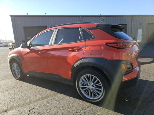 2020 Hyundai KONA SEL