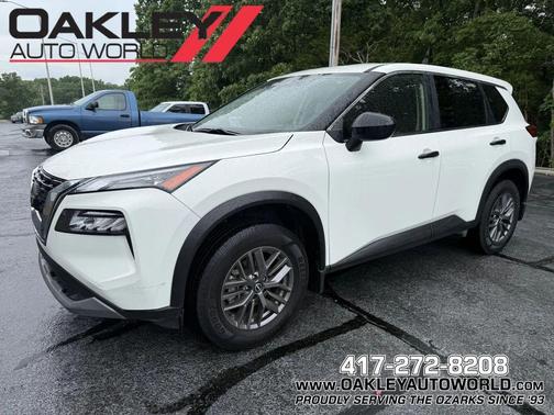 Glacier White 2023 Nissan Rogue S