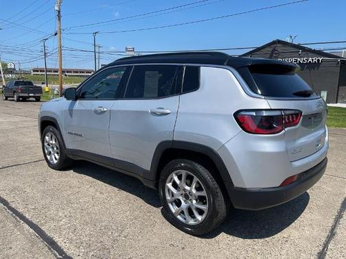 Silver Zynith 2025 Jeep Compass LIMITED
