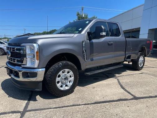 CARBONIZED GRAY 2024 Ford F-250 XLT