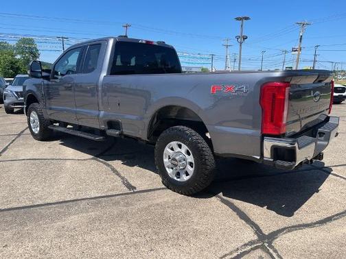 CARBONIZED GRAY 2024 Ford F-250 XLT