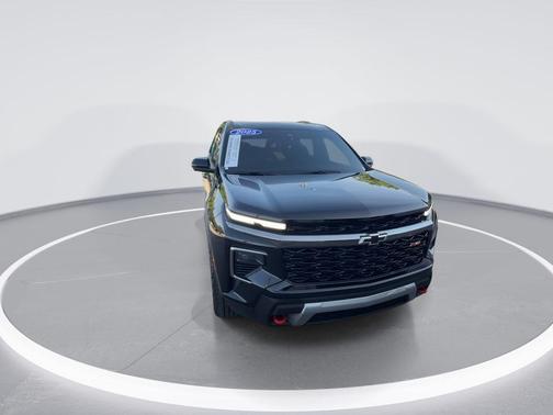 Mosaic Black Metallic 2025 Chevrolet Traverse AWD Z71