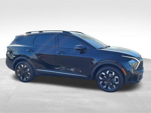 Ebony Black 2023 Kia Sportage X-Line