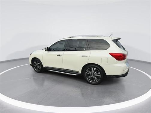 2018 Nissan Pathfinder Platinum