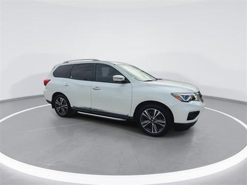 2018 Nissan Pathfinder Platinum