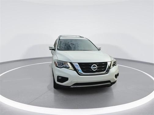 2018 Nissan Pathfinder Platinum
