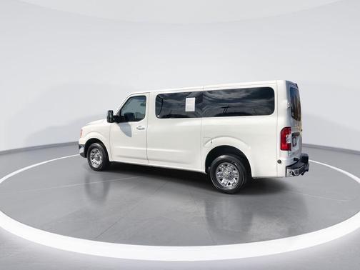 2016 Nissan NV Passenger NV3500 HD SL