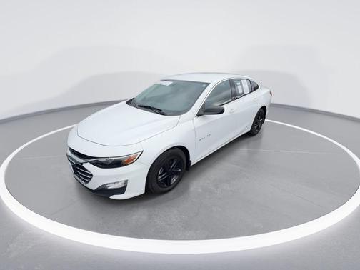 Summit White 2022 Chevrolet Malibu 1LS