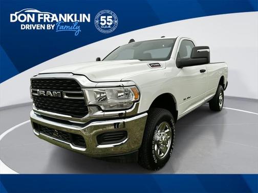 2024 RAM 2500 Big Horn Regular Cab 4x4 8' Box
