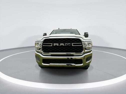 2024 RAM 2500 Big Horn Regular Cab 4x4 8' Box