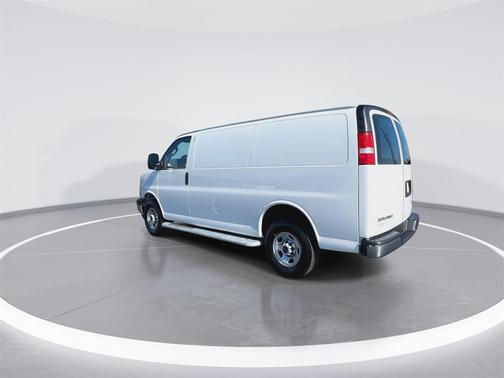 2023 GMC Savana 2500 Work Van