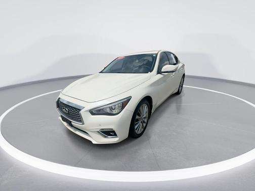 Majestic White 2023 INFINITI Q50 3.0t LUXE