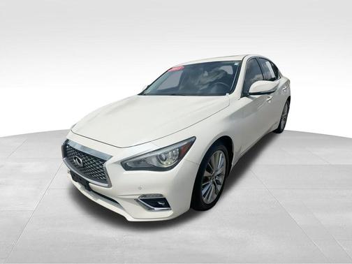 Majestic White 2023 INFINITI Q50 3.0t LUXE
