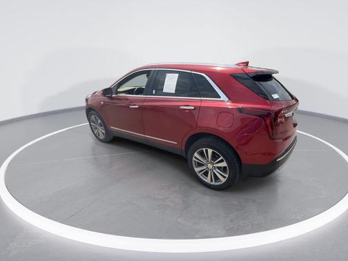 Red Horizon Tintcoat 2020 Cadillac XT5 Premium Luxury
