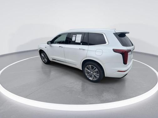 Crystal White Tricoat 2022 Cadillac XT6 Premium Luxury AWD