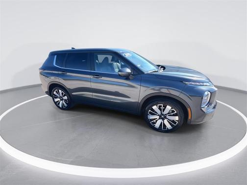 2025 Mitsubishi Outlander SE 2.5 2WD