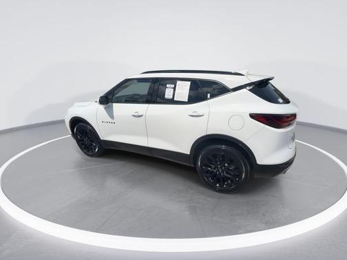 Summit White 2024 Chevrolet Blazer 2LT