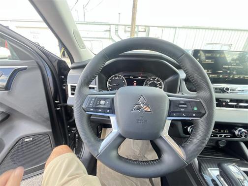 2025 Mitsubishi Outlander SE 2.5 2WD