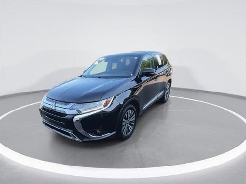 2020 Mitsubishi Outlander SE