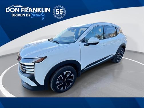 2025 Nissan Kicks SR