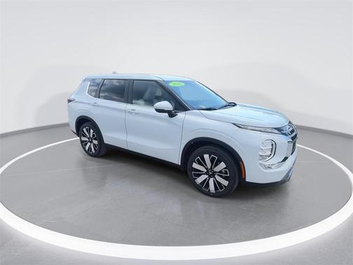 2025 Mitsubishi Outlander SE 2.5 2WD