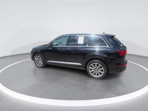 2019 Audi Q7 55 Prestige