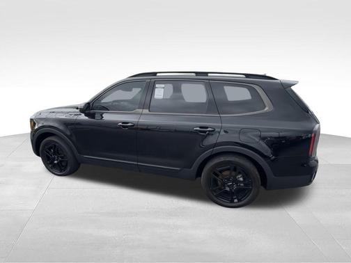 Ebony Black 2024 Kia Telluride EX X-Line