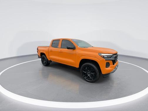 Sunrise Orange 2025 Chevrolet Colorado Z71