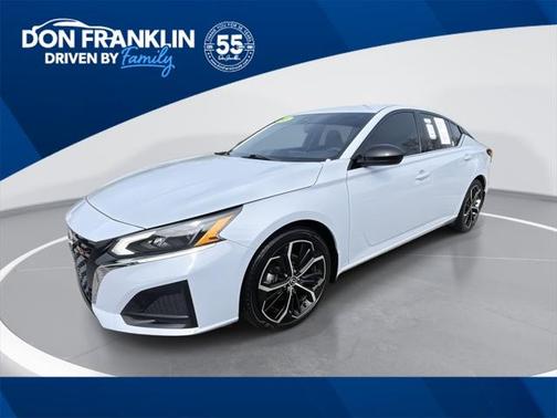 2023 Nissan Altima SR FWD
