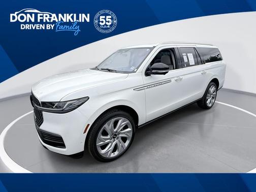 PRISTINE WHITE METALLIC 3C 2025 Lincoln Navigator Reserve